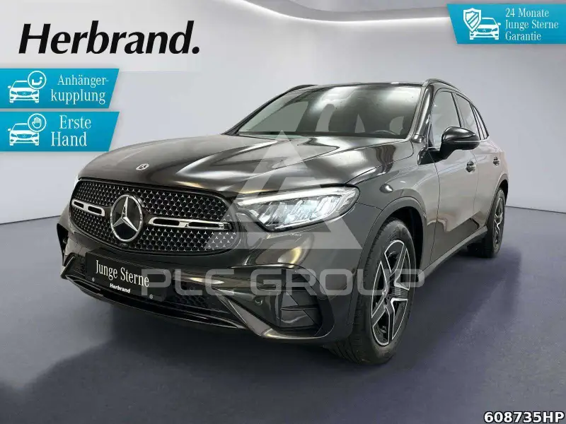 2023 Mercedes Benz GLC 220