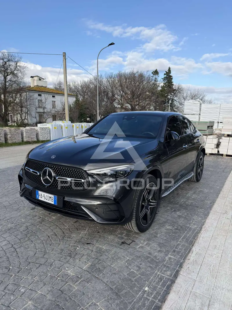 2023 Mercedes Benz GLC 220