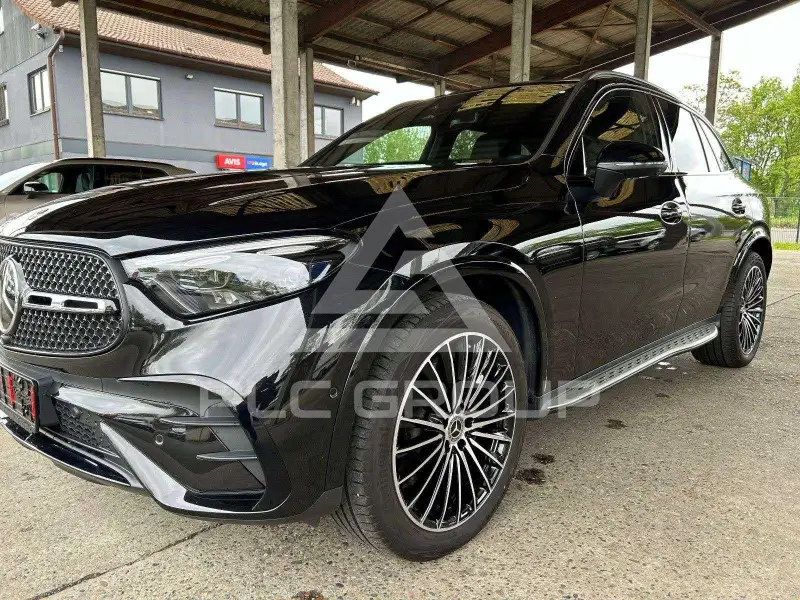 2023 Mercedes Benz GLC 220