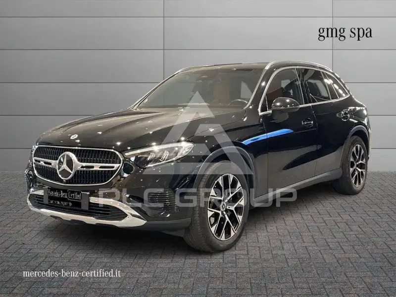 2023 Mercedes Benz GLC 220