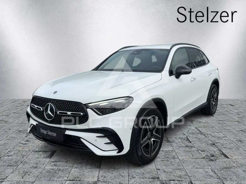 2023 Mercedes Benz GLC 220