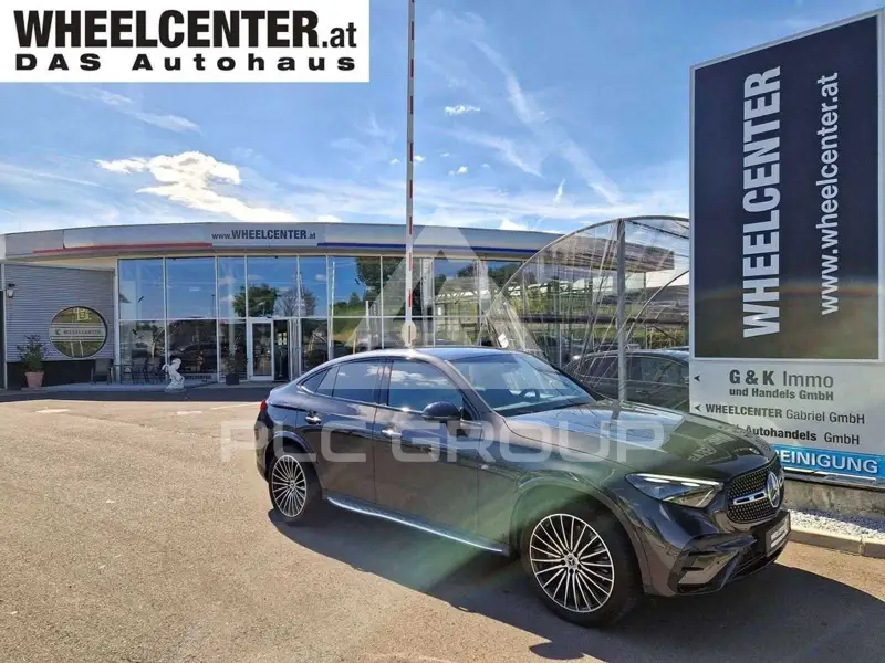 2023 Mercedes Benz GLC 220