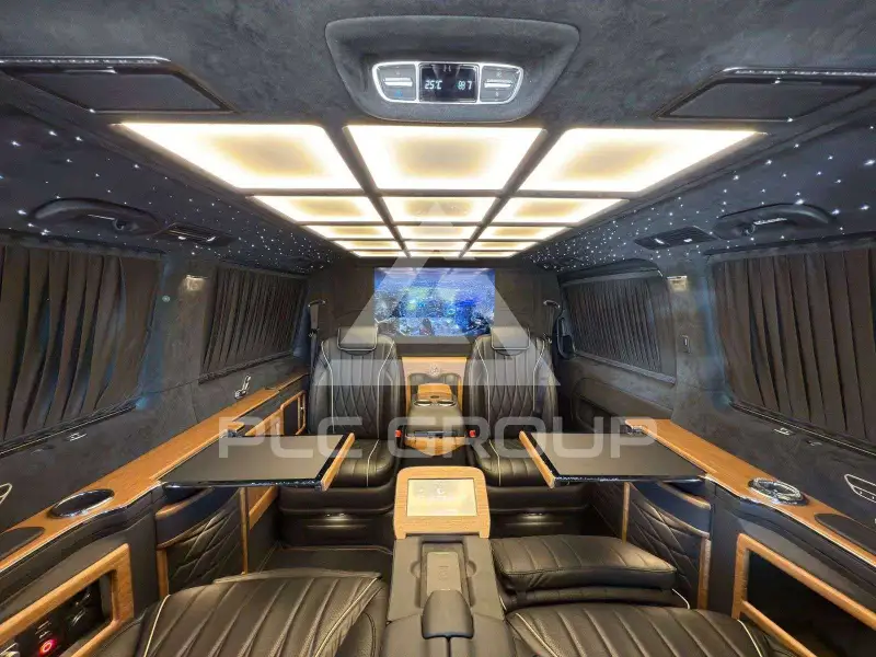 2023 Mercedes Benz V 300