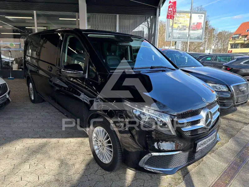 2023 Mercedes Benz V 300