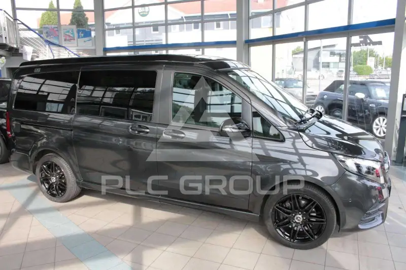 2023 Mercedes Benz V 300