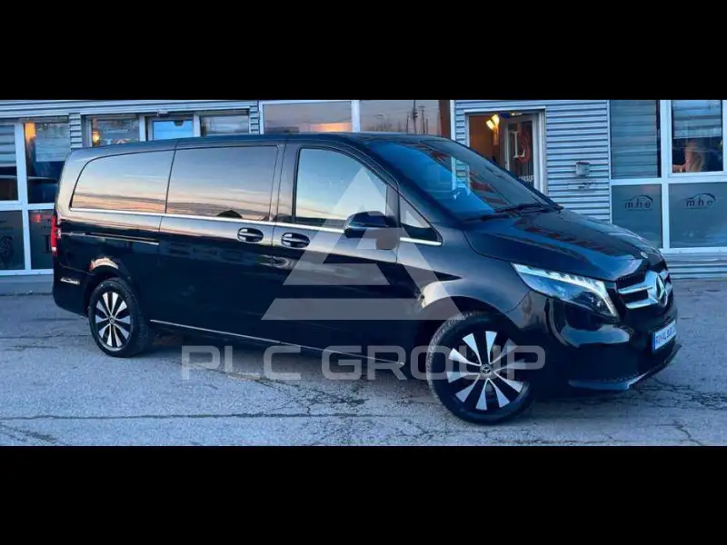 2023 Mercedes Benz V 300