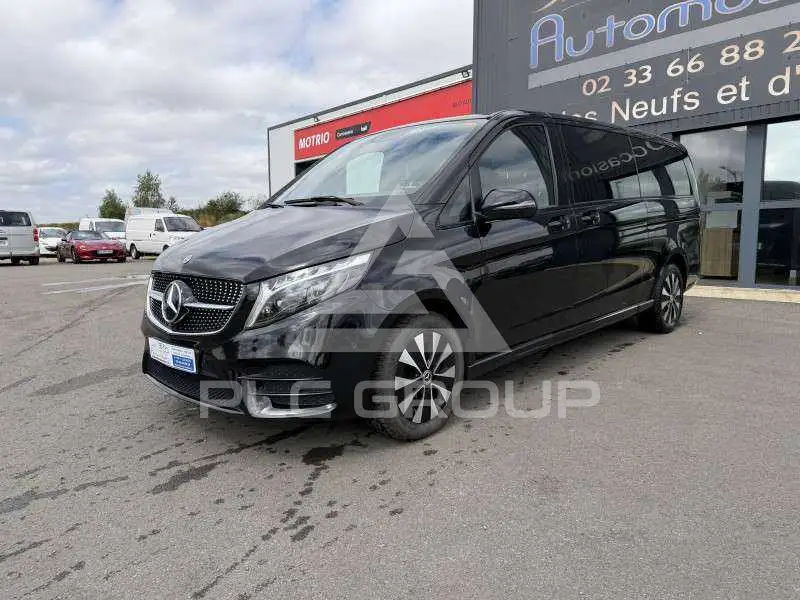 2023 Mercedes Benz V 300