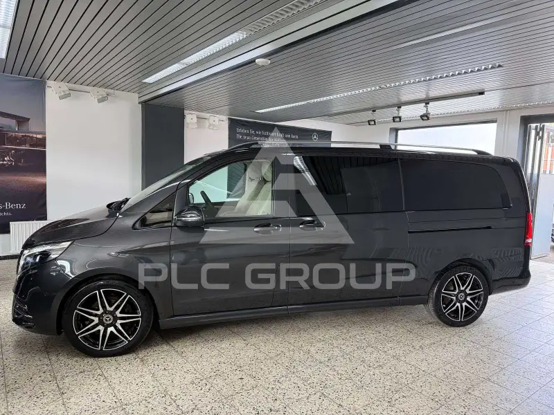 2023 Mercedes Benz V 300