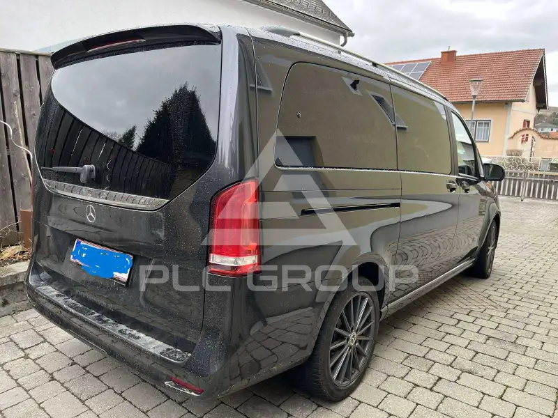 2023 Mercedes Benz V 300
