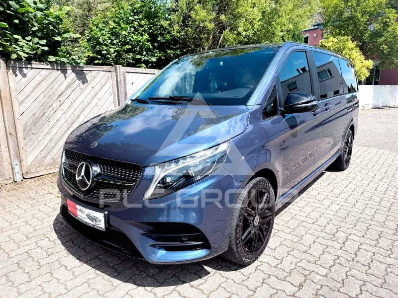 2023 Mercedes Benz V 300