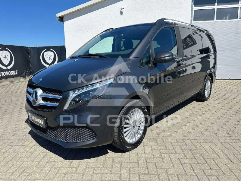 2023 Mercedes Benz V 300