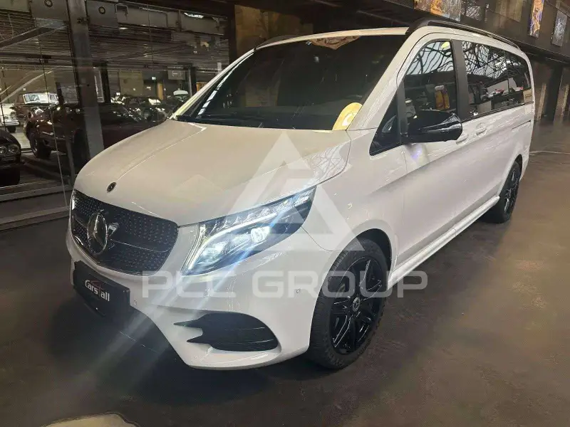 2023 Mercedes Benz V 300