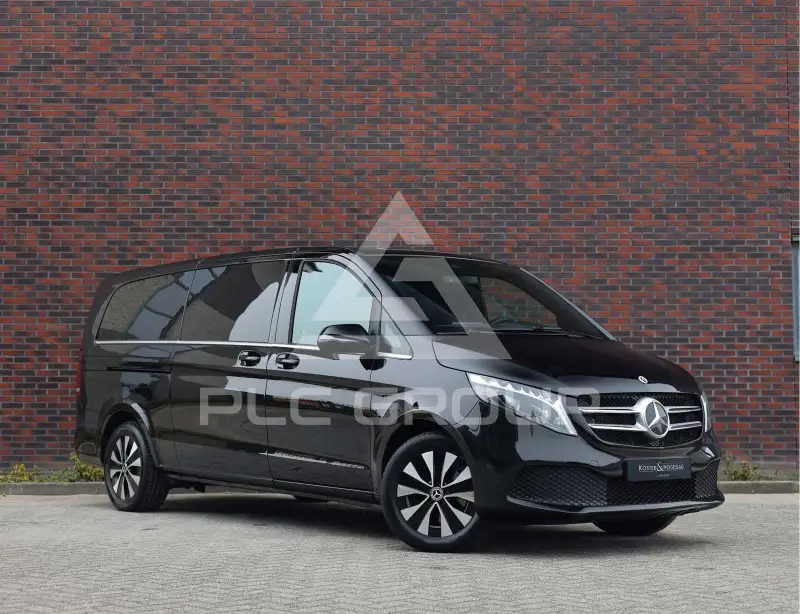 2023 Mercedes Benz V 300