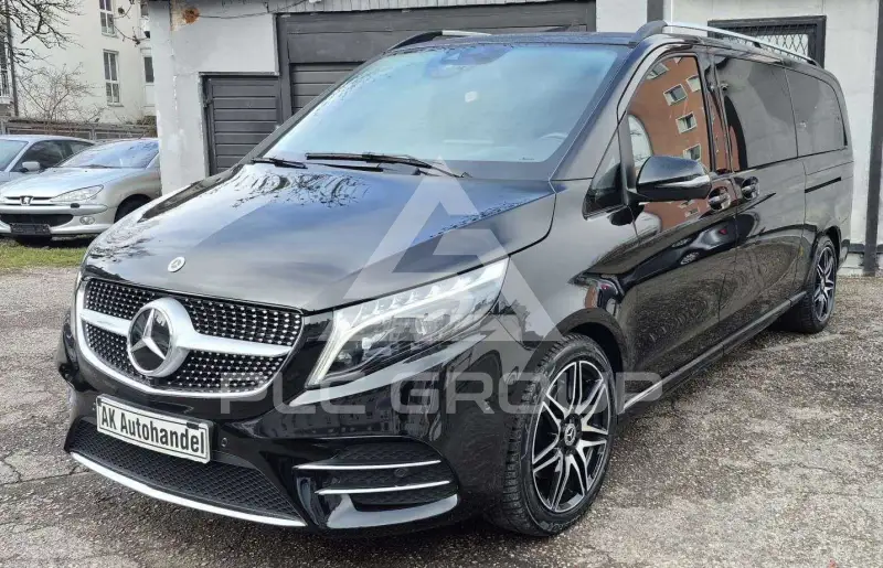 2023 Mercedes Benz V 300