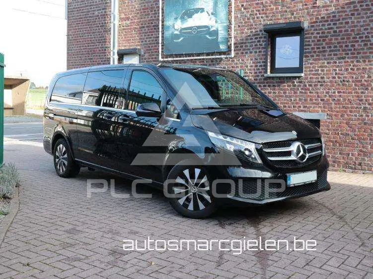 2023 Mercedes Benz V 300