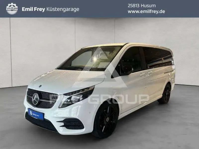 2023 Mercedes Benz V 300