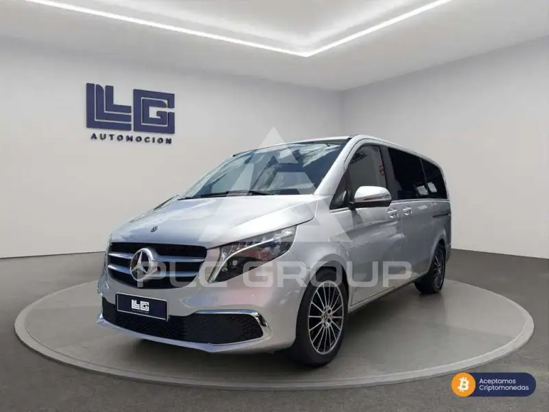 2023 Mercedes Benz V 300