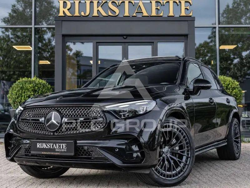 2023 Mercedes Benz GLC 400