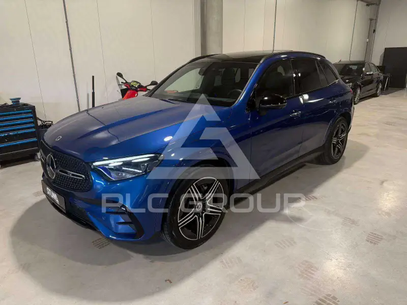 2023 Mercedes Benz GLC 400