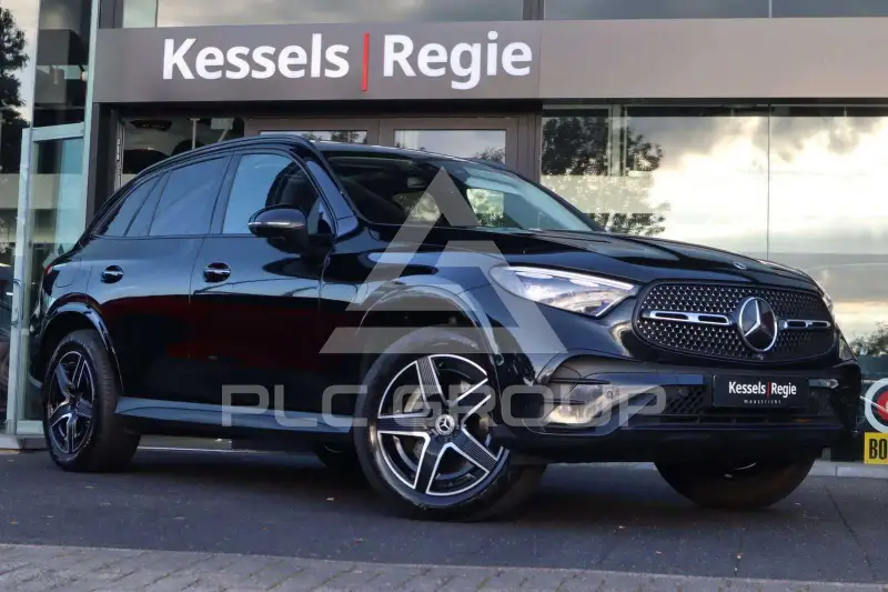 2023 Mercedes Benz GLC 400