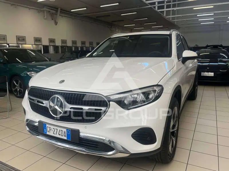 2023 Mercedes Benz GLC 400