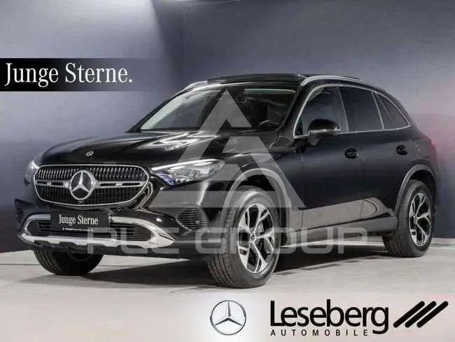 2023 Mercedes Benz GLC 400