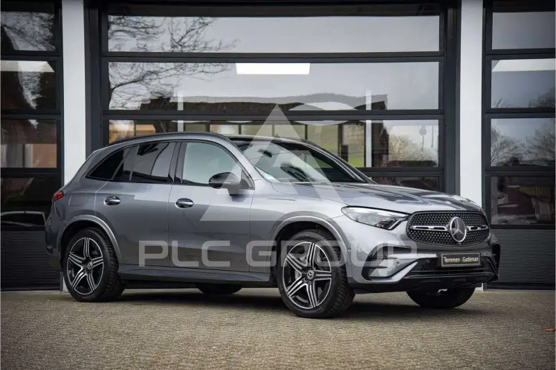 2023 Mercedes Benz GLC 400
