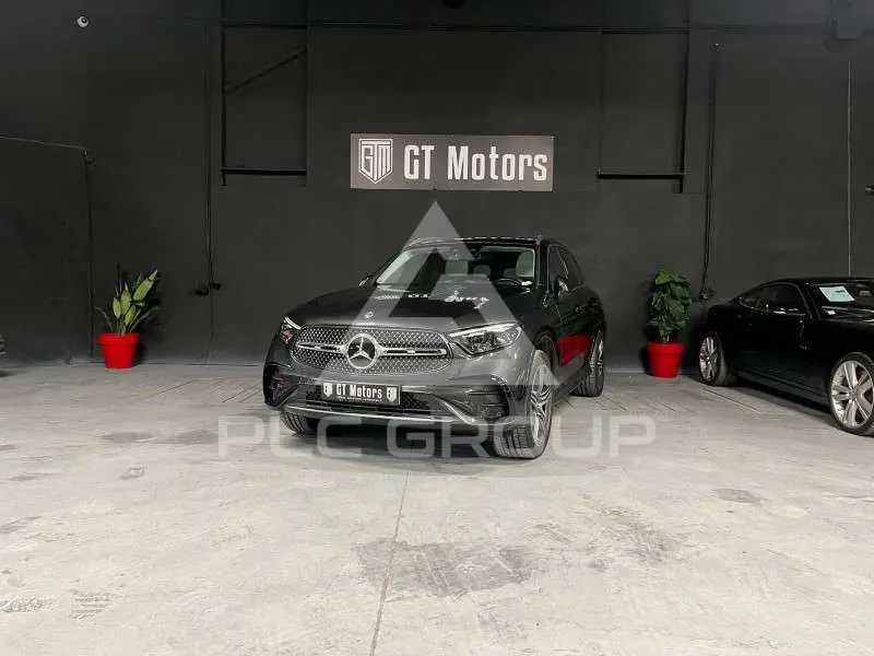 2023 Mercedes Benz GLC 400