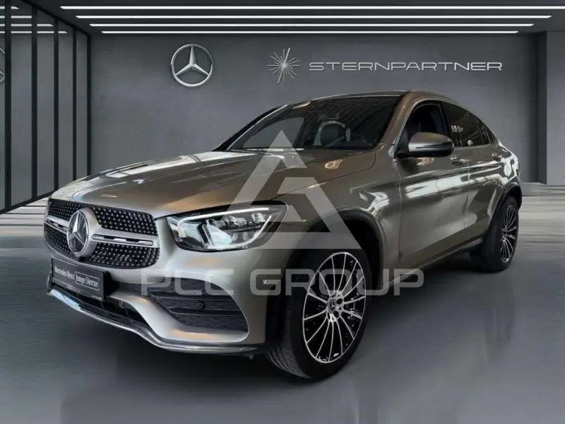 2023 Mercedes Benz GLC 400
