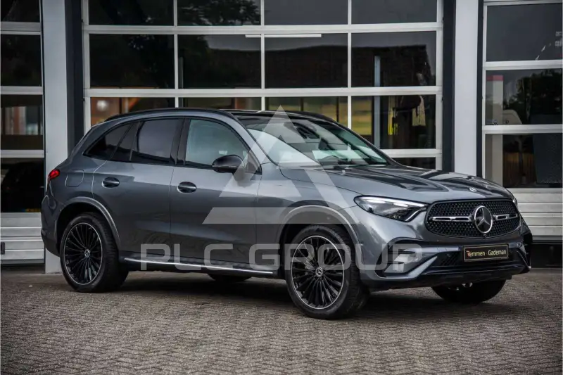 2023 Mercedes Benz GLC 400