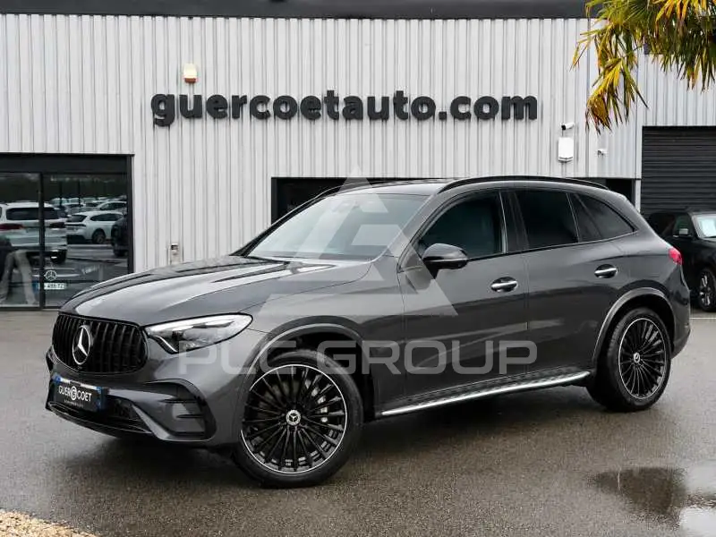 2023 Mercedes Benz GLC 400