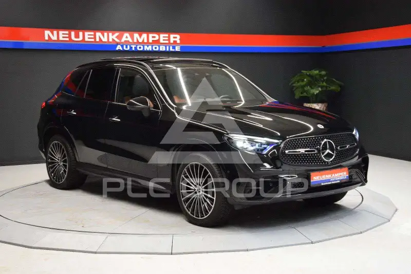 2023 Mercedes Benz GLC 400