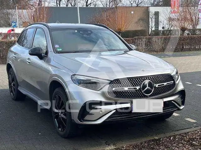 2023 Mercedes Benz GLC 400