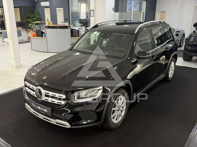 2023 Mercedes Benz GLB 180