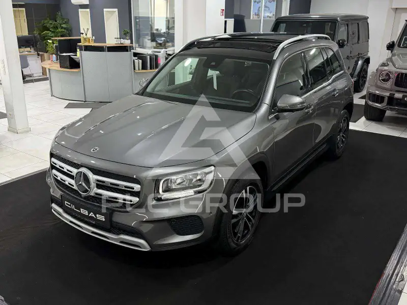 2023 Mercedes Benz GLB 220