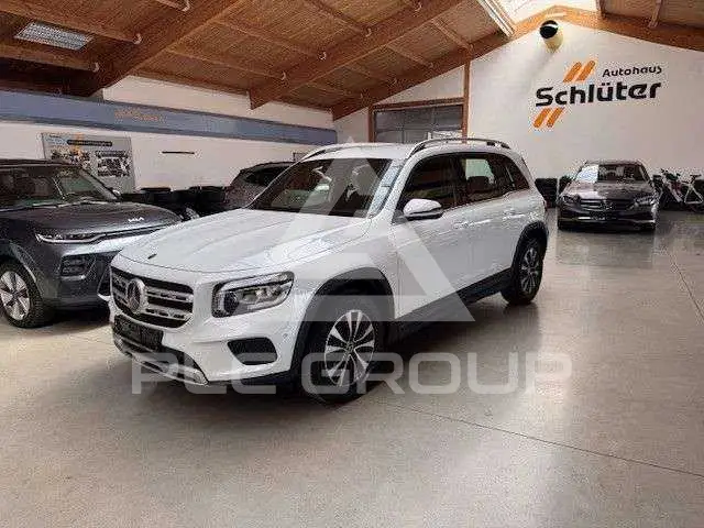 2023 Mercedes Benz GLB 220