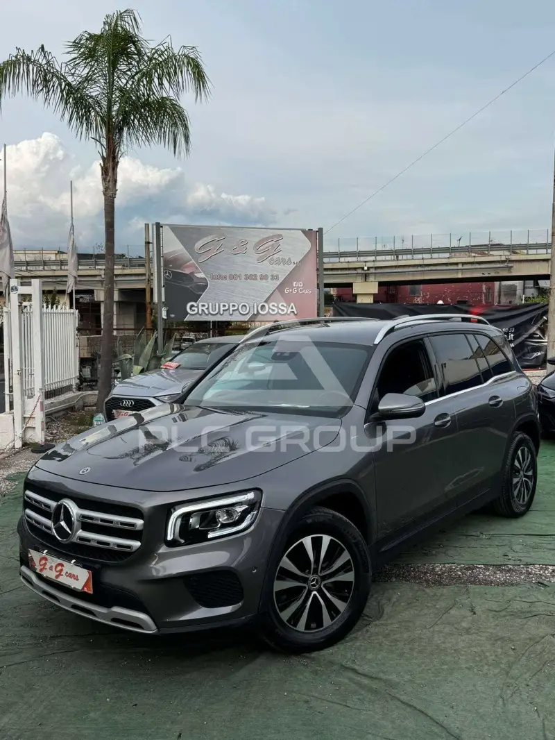 2023 Mercedes Benz GLB 220