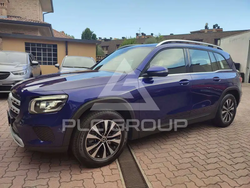 2023 Mercedes Benz GLB 220