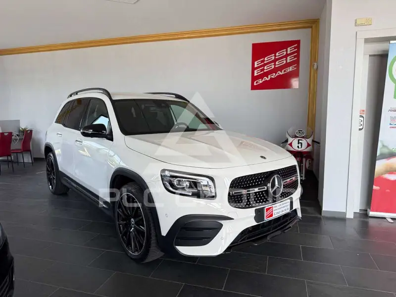 2023 Mercedes Benz GLB 220