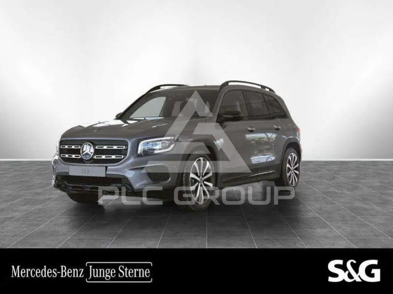 2023 Mercedes Benz GLB 220