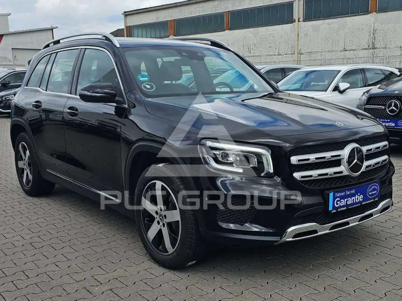 2023 Mercedes Benz GLB 220