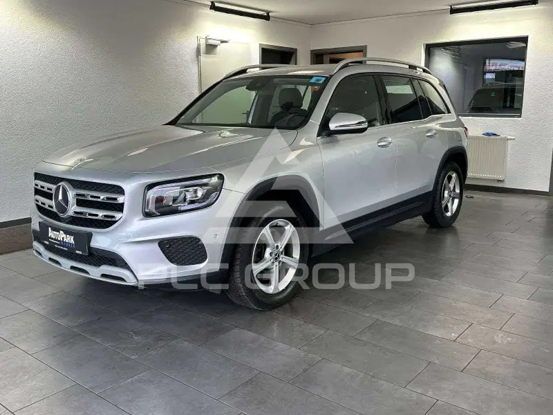 2023 Mercedes Benz GLB 220