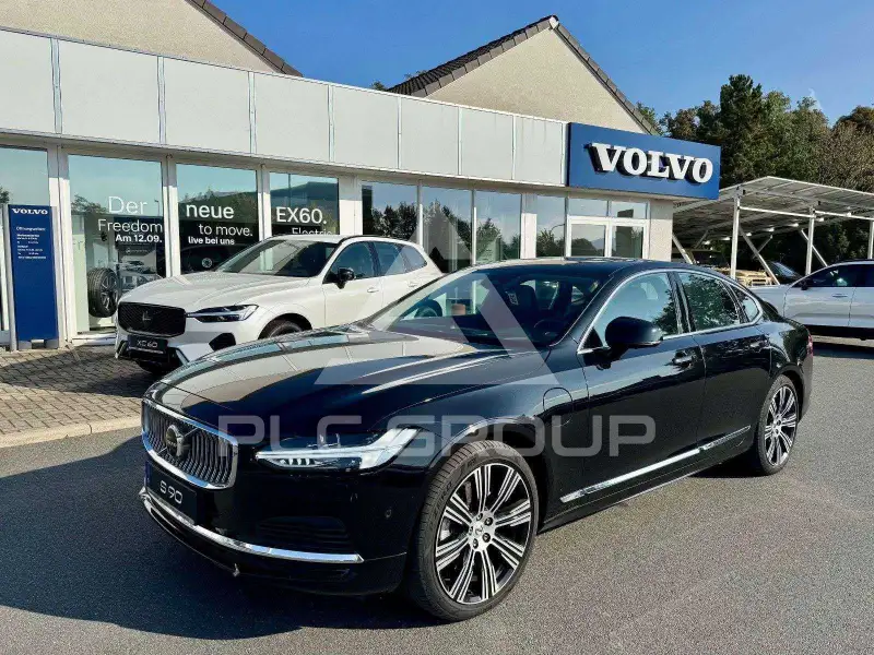 2023 Volvo S90
