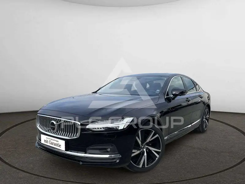 2023 Volvo S90