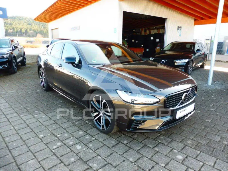 2023 Volvo S90