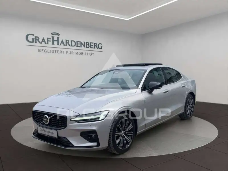 2023 Volvo S60
