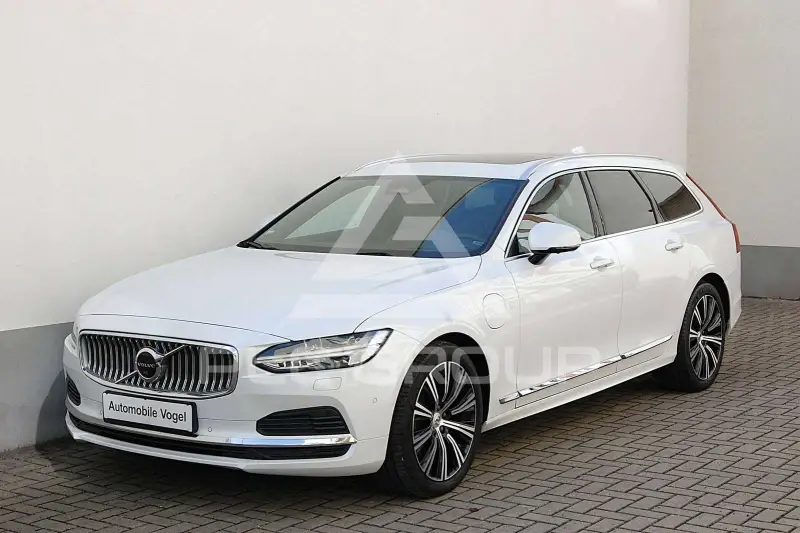 2023 Volvo V90
