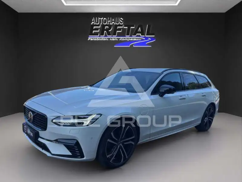 2023 Volvo V90