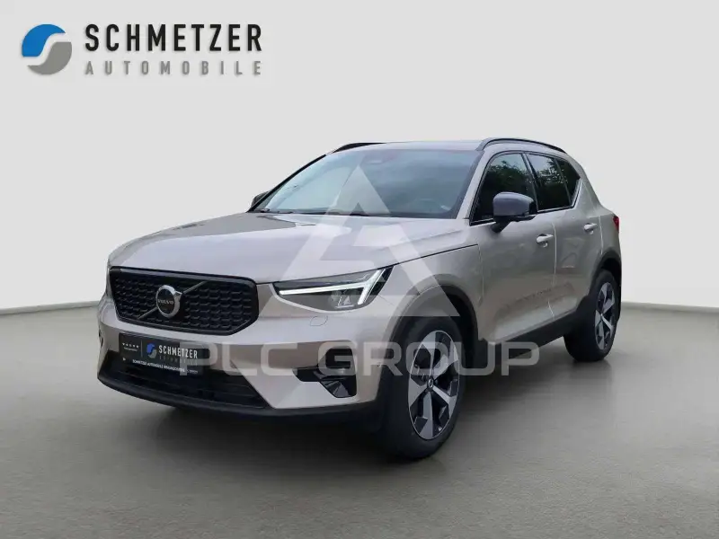 2023 Volvo XC40