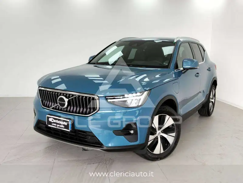 2023 Volvo XC40